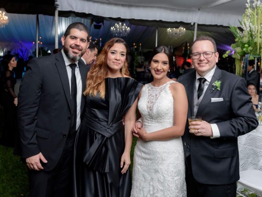 La boda de Alfredo Tábora y Laura Morales