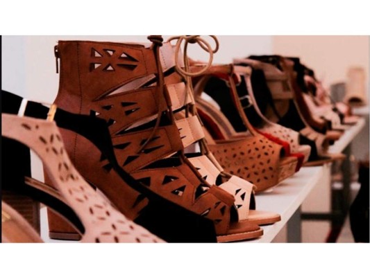 Los países latinoamericanos están imponiendo tendencias. La cultura mexicana ha sido inspiración de múltiples diseños de ropa y calzado. Conoce algunos de las marcas de zapatos de este país.