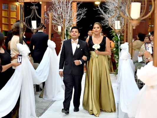 La boda religiosa de Erick Anchecta y Ana Gabriela Mayes