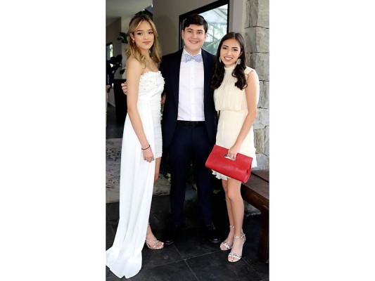 María Fernanda Berrios, Miguel Rico y Valeria Garcia