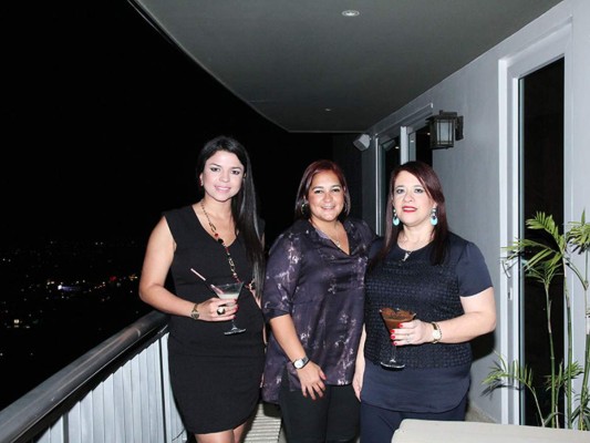 Noche de karaoke para Rachel Ramos  