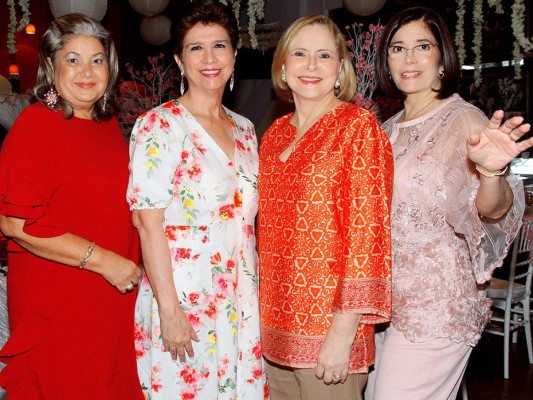 Despedida estilo jardín francés para Paola Pineda