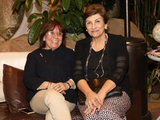 Cumpleaños de Laura Simón y Lía Bueso