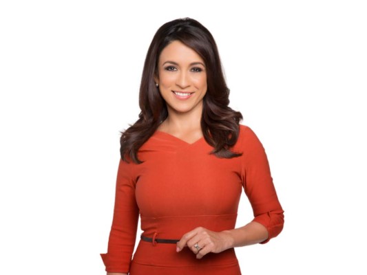 Dunia Elvir, la nueva presentadora hondureña de Noticiero Telemundo