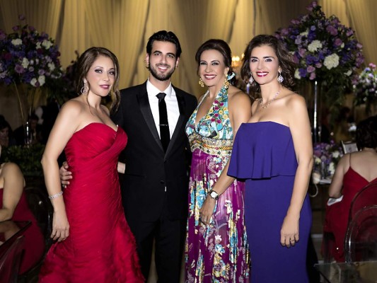 Memorable recepción nupcial para Daniel y Daniela Yuja &nbsp;&nbsp;