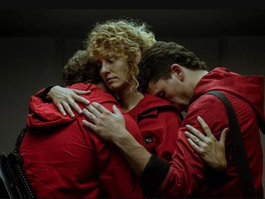 Lo mejor de la cuarta temporada de La Casa de Papel contado por el #EstiloTeam   