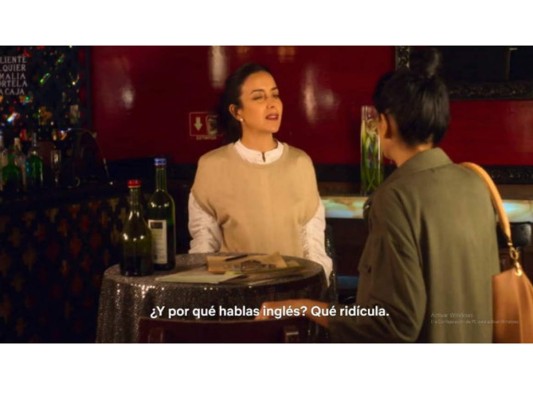 Una hermana incondicional y muy adecuada para poner las cosas en su sitio, hasta cuando su hermanita mimada que estudió la maestría en NY, tiene sus momentos bilingües