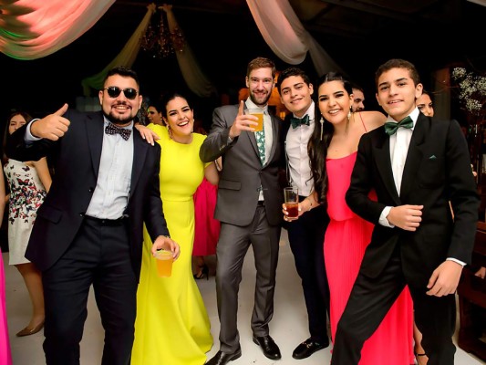 La boda eclesiástica de Sofie Figueroa Clare y Juan Carlos Mendieta