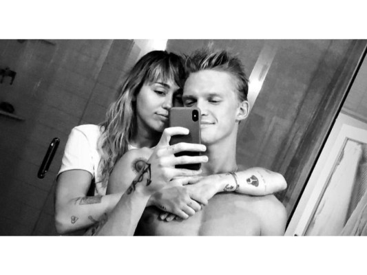 Cody Simpson habla sobre su ruptura con Miley Cyrus