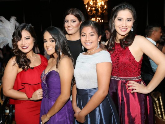 Prom de DelCampo International School