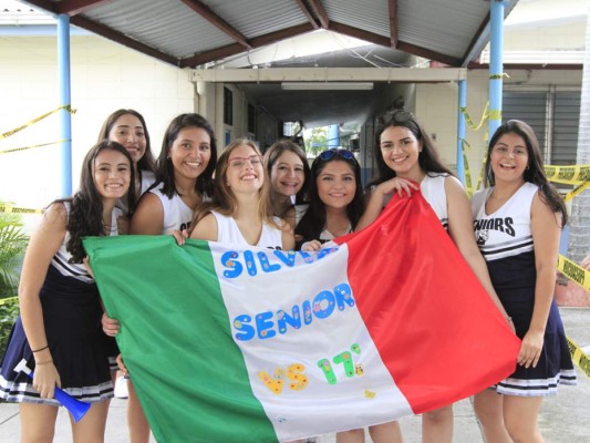 Senior Entrance del Valle de Sula