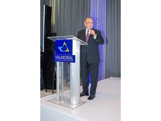 Alberto Díaz recibe el premio Valmoral 2019