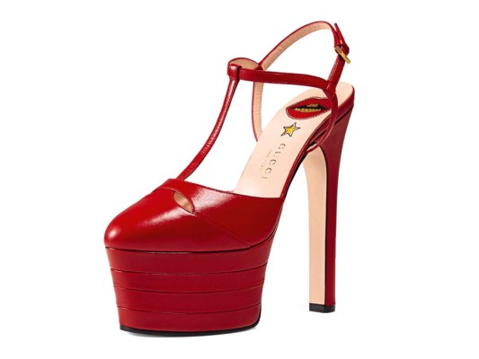 De inmensa plataforma de cuero rojo de Gucci
