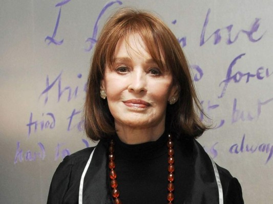 <br/>“Fue una mujer extraordinaria que amó la vida y la vivió según sus propios términos”, ha dicho su hijo. “Fue pintora, escritora y diseñadora, pero también una notable madre, esposa y amiga. Tenía 95 años pero pregúntenle a alguien cercano y les dirá que era la persona más joven que conocía, la más cool y la más moderna”.<br/>