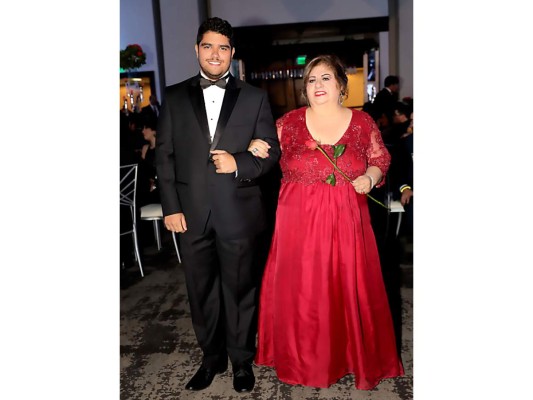 Prom Night de la Escuela Americana 2019 