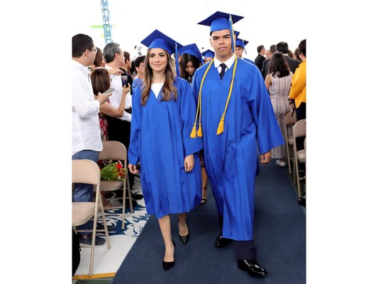 Graduación de la clase 2019 de Macris School