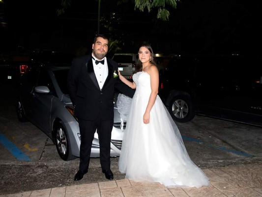 Michel Reese y María Medina se casan por lo civil