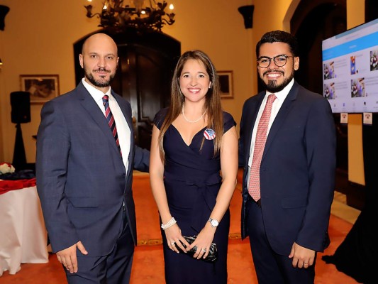 Fervor, amor y patriotismo durante la celebración de la independencia de los Estados Unidos