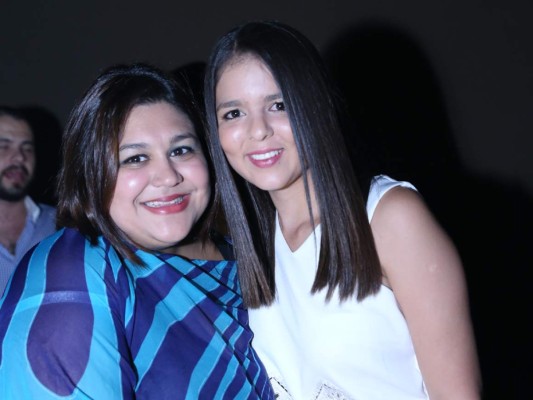 Apertura Up Lounge y Club