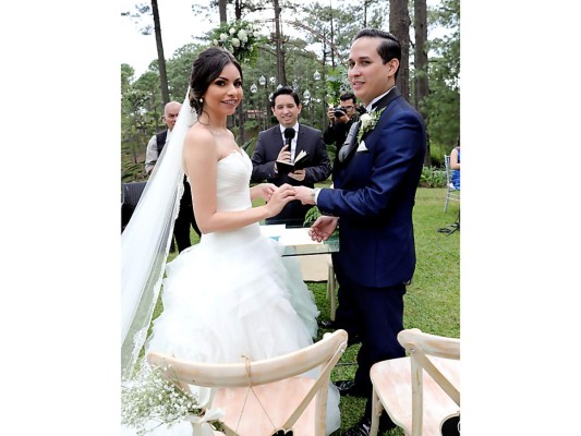 La boda de Kenneth Medina y Silvia Casco