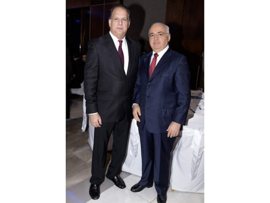 Club Rotario reconoce a destacados empresarios de C.A.  