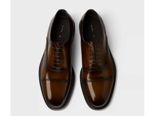 6. Zapato de piel antic marron by ZARA
