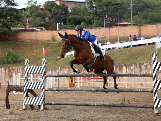 Competencia de Salto en La Herradura