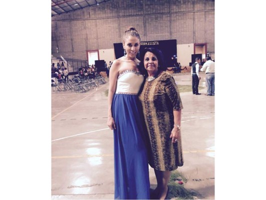 Iroshka la mujer que conquistó a Salvador Nasralla