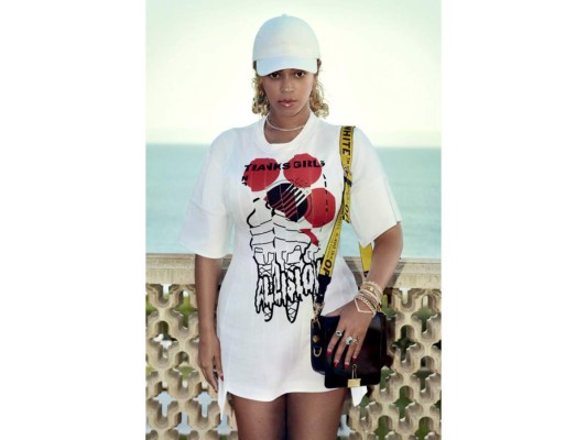 Su número predilecto es el '4'. Beyoncé nació un '4' de septiembre; su aniversario de bodas con Jay-Z es el '4' de abri y su cuarto álbum como solista '4' fue lanzado el 24 de junio de 2011.