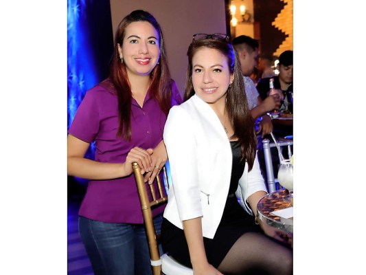 Tom Coffee Bar y Lounge abre sus puertas