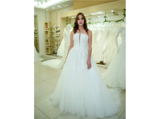 Tulle presenta su colección Pronovias 2020 en un increíble trunk show