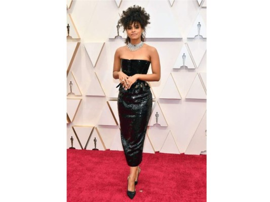 Zazie Beetz: la actriz eligió un look de paillettes firmado por Thom Browne <br/>