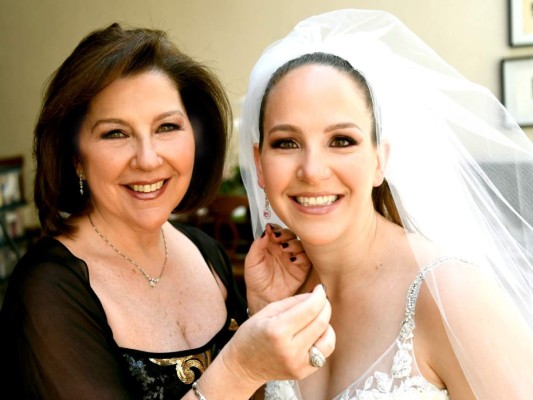 La boda de Francisco Bueso y Karina Schwartzman