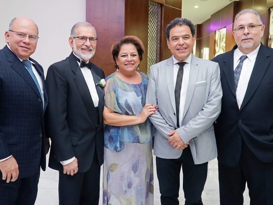 Giancarlo Rietti y Ruth Estévez celebran su boda   