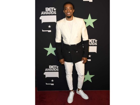 LOS ANGELES, CALIFORNIA - JUNE 23: Jonathan McReynolds poses in the press room at the 2019 BET Awards on June 23, 2019 in Los Angeles, California. Frazer Harrison/Getty Images/AFP<br/><br/>== FOR NEWSPAPERS, INTERNET, TELCOS & TELEVISION USE ONLY ==<br/><br/>