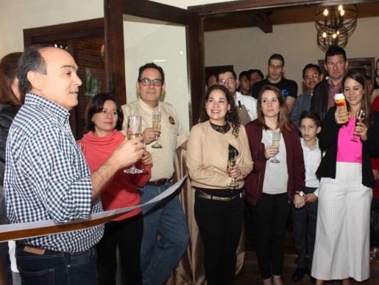 Inauguran Welchez Café en Copán Ruinas