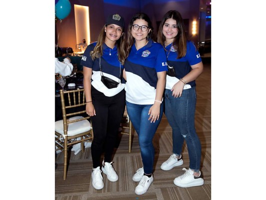 Senior entrance de la Escuela Internacional Sampedrana 2022