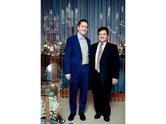¡Así fue la boda civil de Joshua Lampman y Elena Bueso!