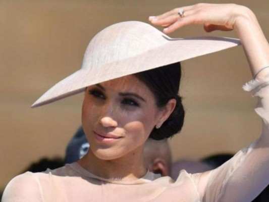 Meghan Markle lanza colección de ropa 