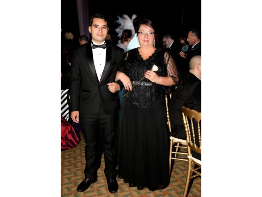 Desfile de los Seniors 2017 Del Campo International School