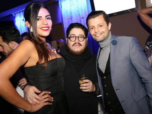 Carmen Danzilo, Jurek Jablonicky y Fernando Flores