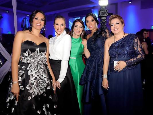 Best moments: Prom de la Delcampo International School 2019