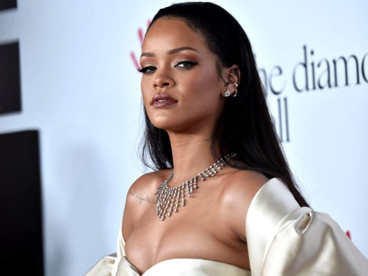 Las 5 fotos mas sexy de Rihanna