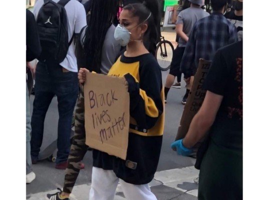 Cole Sprouse fue detenido durante una protesta en Santa Mónica  
