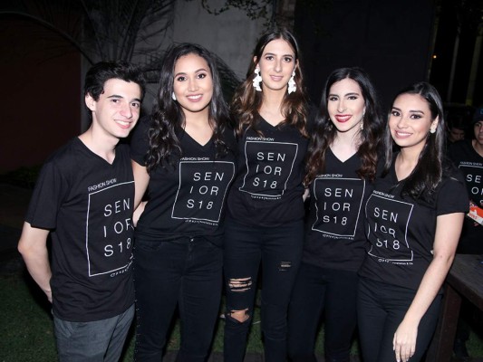 Anuar Handal, Isabella Carpio, Camila Chahín, Arianie Siwady y Larissa Torres.