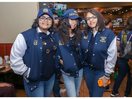 Así fue el seniors entrance de la Academia Americana