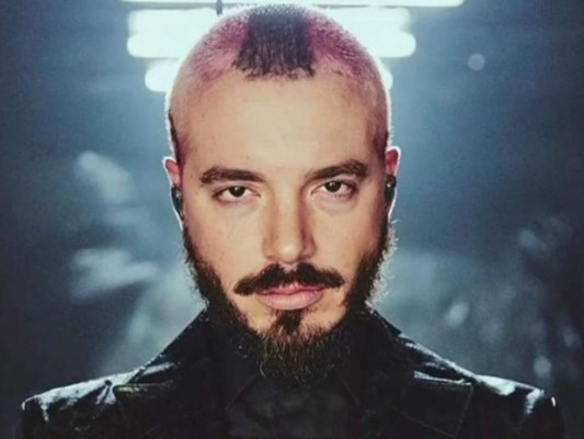 J Balvin: Nació el 7 de mayo de 1985.