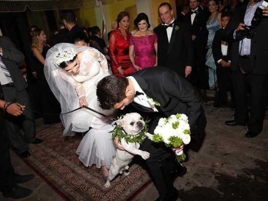 La boda de Philippe de Pierrefeu y Andrea Moncada