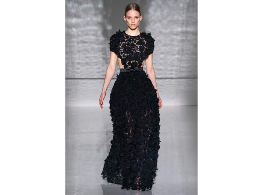 Bleached Canvas: la nueva colección haute couture de Givenchy