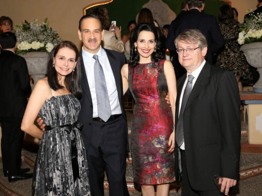 Andrea Cantero, Eduardo y Tatiana Kafati y Carlos Gallardo<br/>